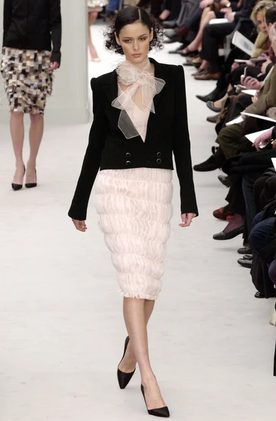 Look 14